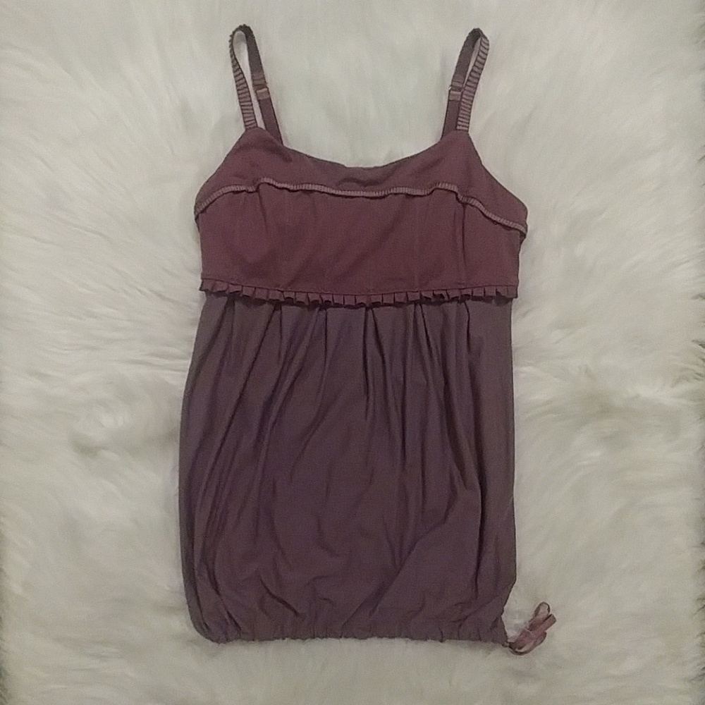 Lululemon top